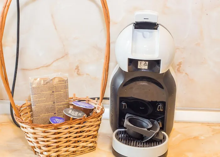 Daire Large 2 Bedrooms Flat - Center - In Front Of The Burgaz