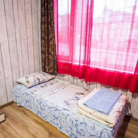 Daire Large 2 Bedrooms Flat - Center - In Front Of The