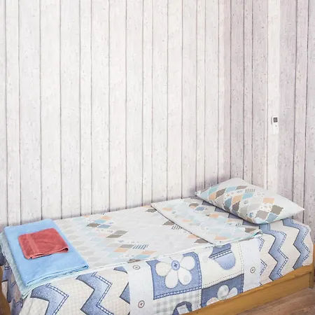 Large Private Flat With Extra Beds - Center - In Front Of The Apartment Burgas